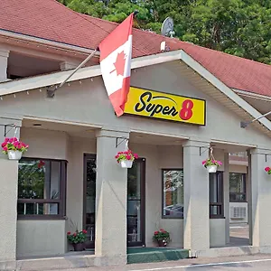 Super 8 By Wyndham North Niagara Falls