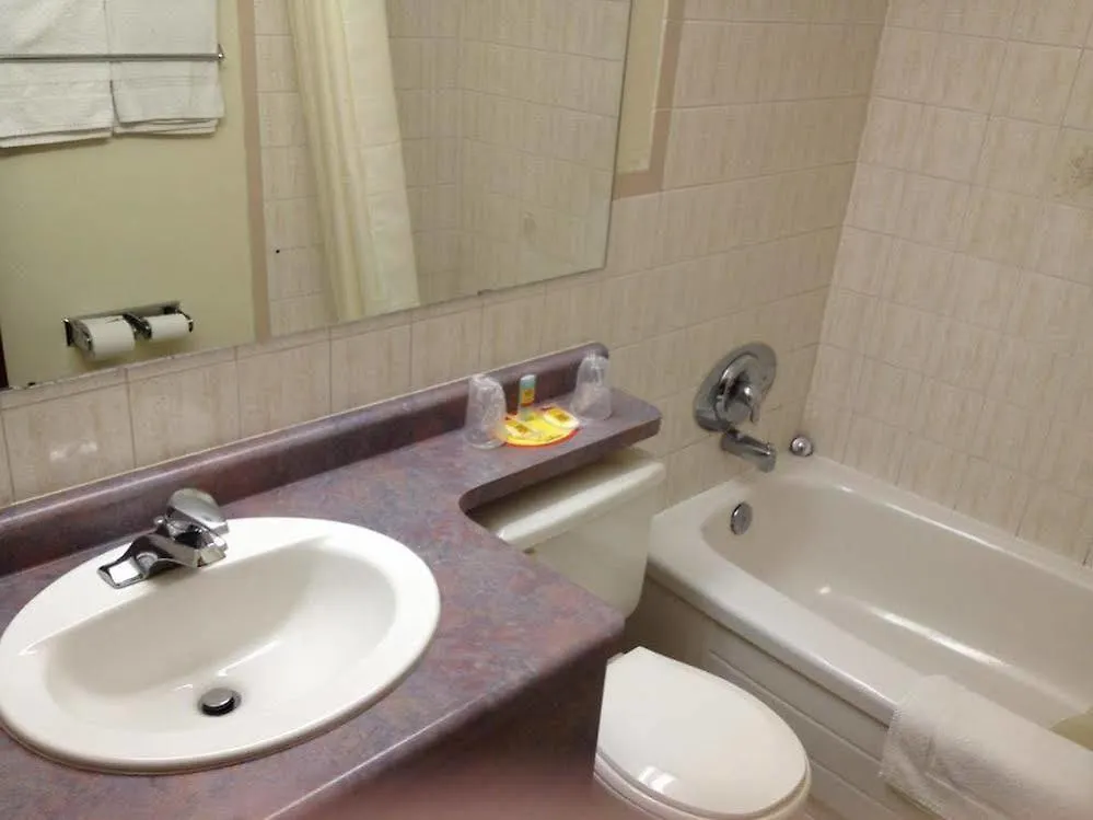 7 Days Inn Niagara Falls